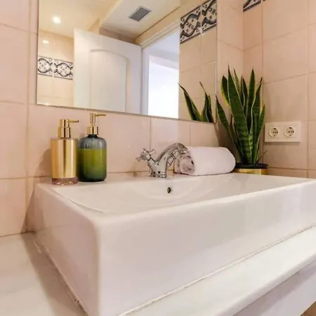Appartamento Stylish 2 Bdr In Trendy Gracia *
